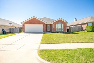 1217 Meadow Glen, Crowley, TX 76036