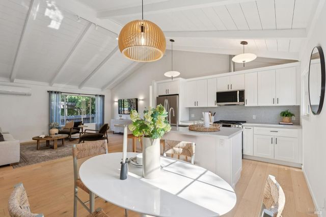 38 Villa Ave, San Rafael, CA 94901