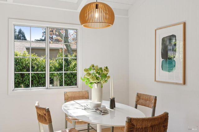 38 Villa Ave, San Rafael, CA 94901