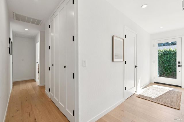 38 Villa Ave, San Rafael, CA 94901