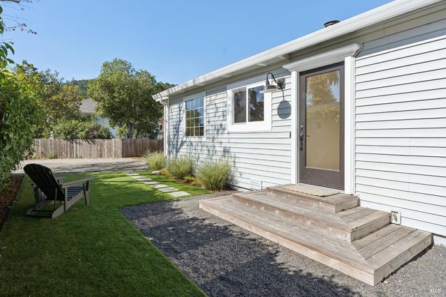 38 Villa Ave, San Rafael, CA 94901