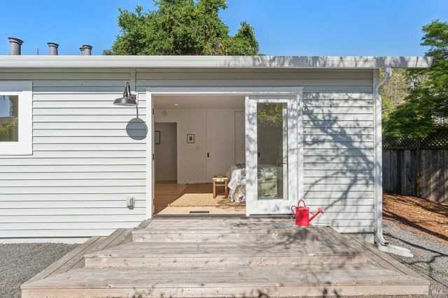 38 Villa Ave, San Rafael, CA 94901