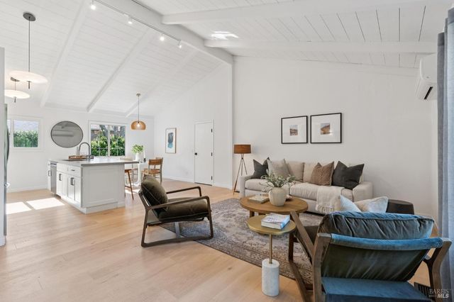 38 Villa Ave, San Rafael, CA 94901