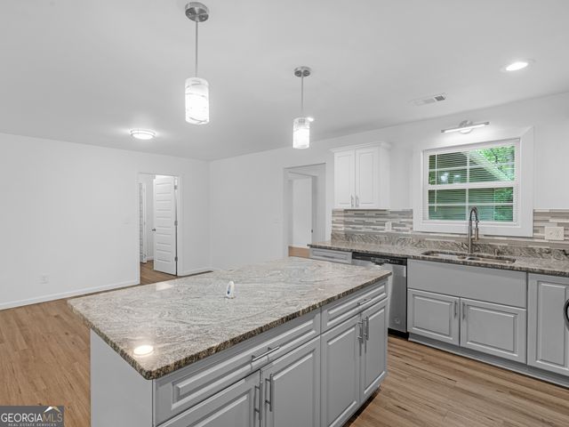 5712 Attucks Boulevard, Morrow, GA 30260