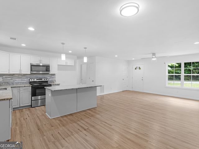 5712 Attucks Boulevard, Morrow, GA 30260