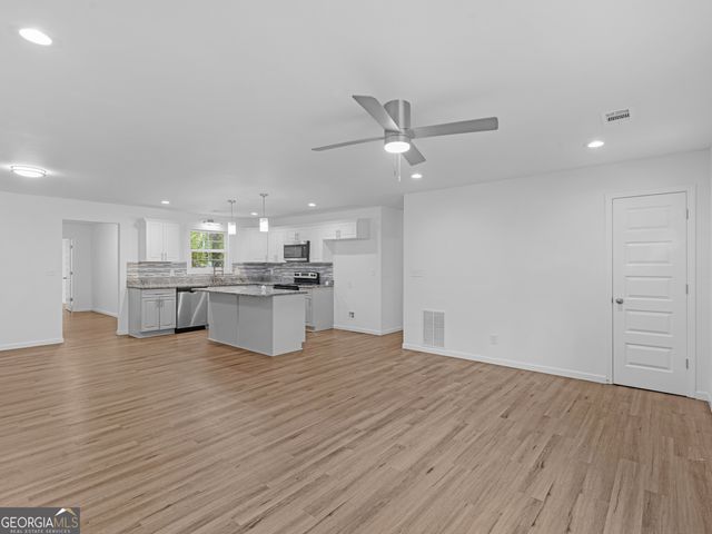 5712 Attucks Boulevard, Morrow, GA 30260