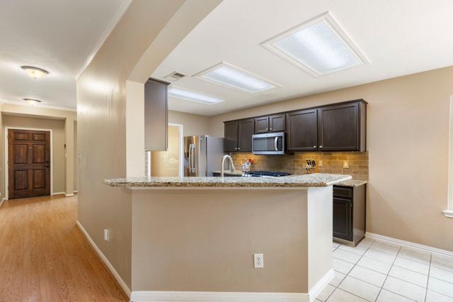 1431 W Welsford Drive, Spring, TX 77386