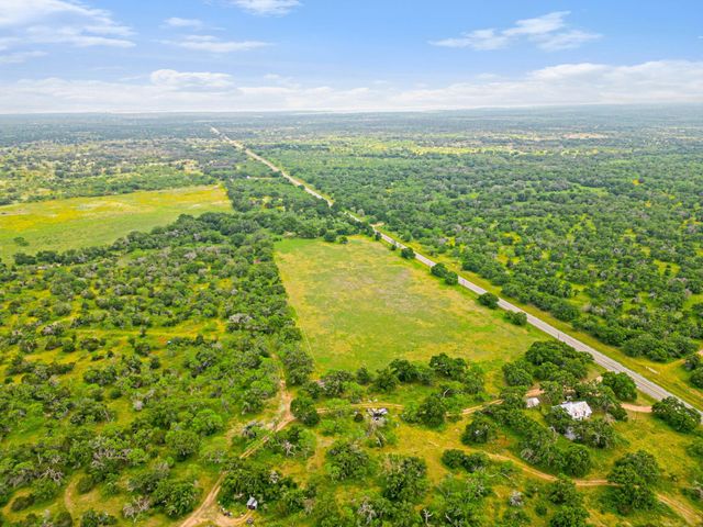 9325 Ranch Road 2241 RNCH, Llano, TX 78643
