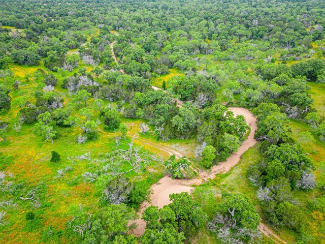 9325 Ranch Road 2241 RNCH, Llano, TX 78643