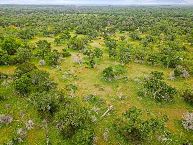9325 Ranch Road 2241 RNCH, Llano, TX 78643