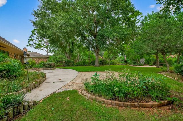 7714 Kensico Road, Houston, TX 77036
