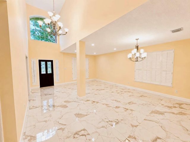 8119 Moss Stone Drive, Sugar Land, TX 77479