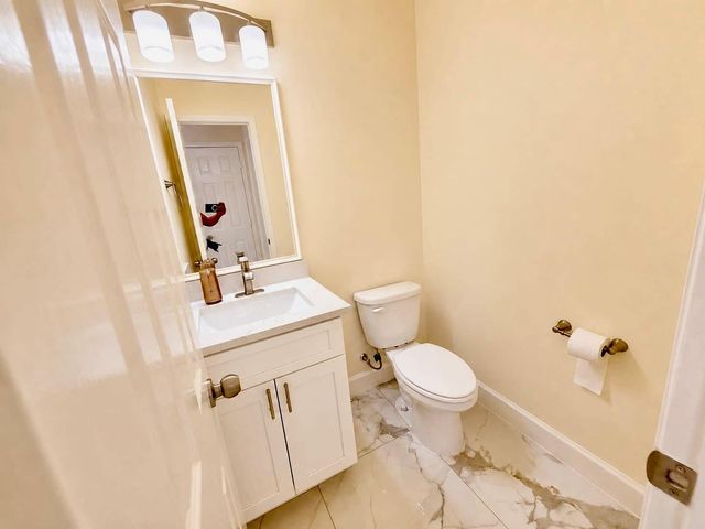 8119 Moss Stone Drive, Sugar Land, TX 77479