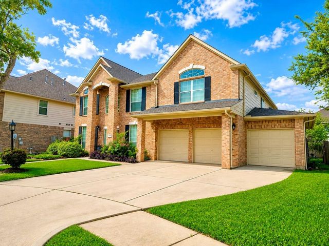8119 Moss Stone Drive, Sugar Land, TX 77479