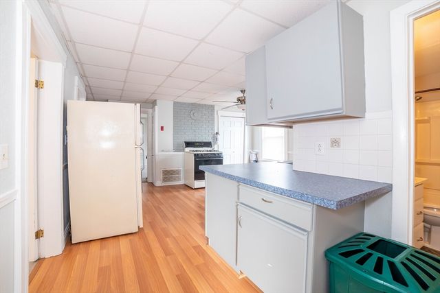 18 Gage St 1, Worcester, MA 01605