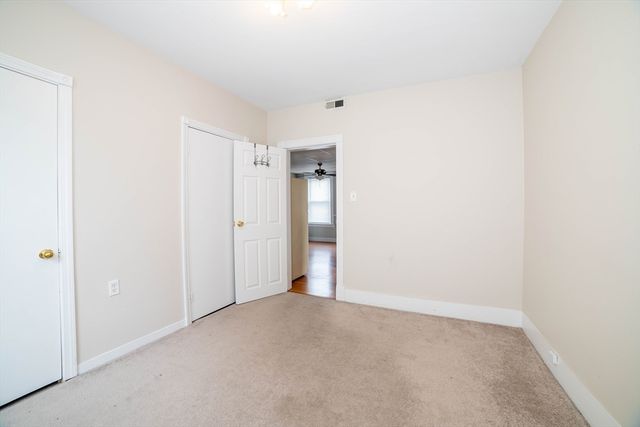 18 Gage St 1, Worcester, MA 01605