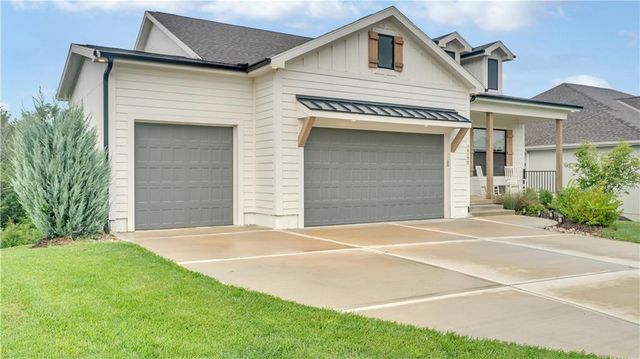 14172 S Red Bird Street, Olathe, KS 66061