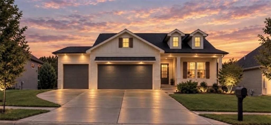 14172 S Red Bird Street, Olathe, KS 66061