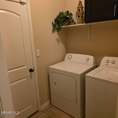 12104 SILVER CROWN Court, El Paso, TX 79928