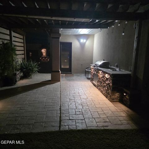 12104 SILVER CROWN Court, El Paso, TX 79928