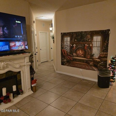 12104 SILVER CROWN Court, El Paso, TX 79928