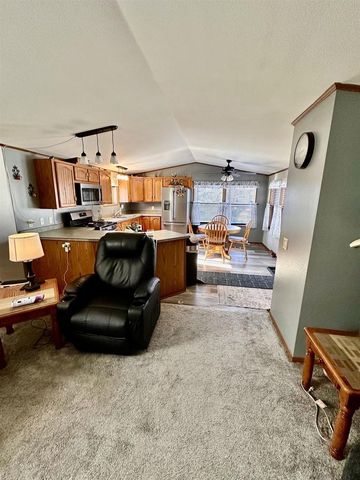 1513 Indigo Drive, Oshkosh, WI 54902