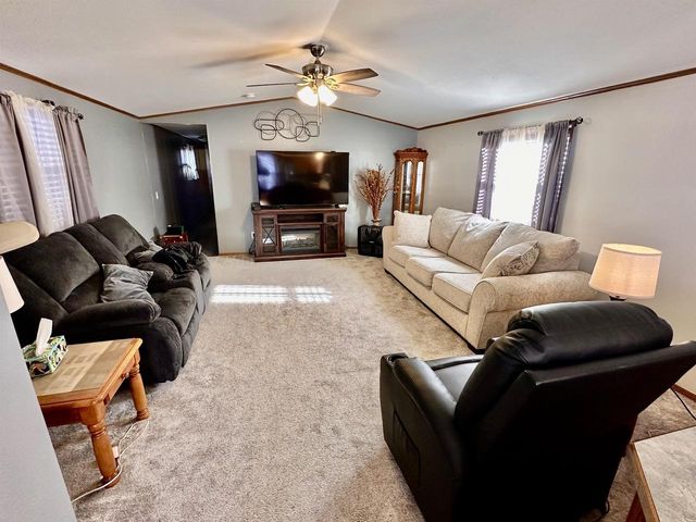 1513 Indigo Drive, Oshkosh, WI 54902