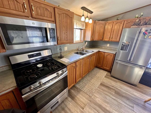 1513 Indigo Drive, Oshkosh, WI 54902