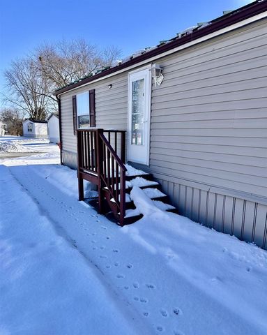 1513 Indigo Drive, Oshkosh, WI 54902