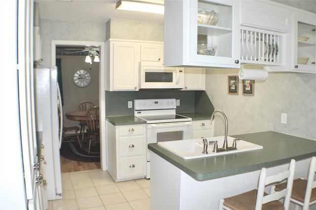 105 Fuller Road, Silsbee, TX 77656