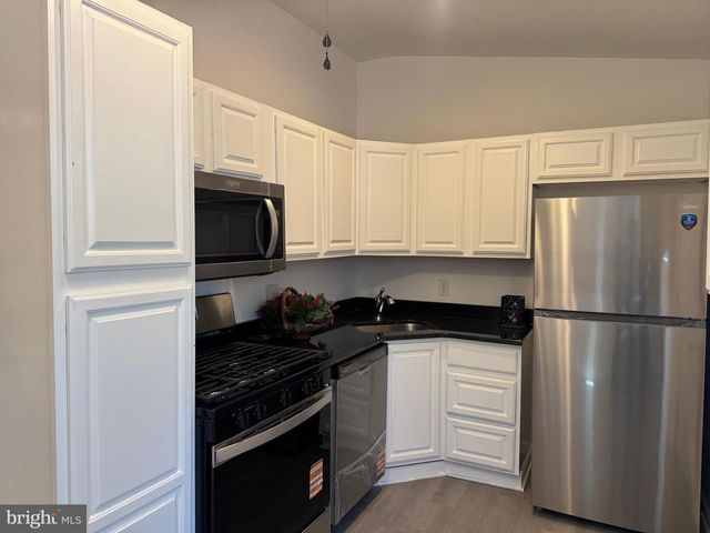 846 CUMBERLAND ST, Gloucester City, NJ 08030