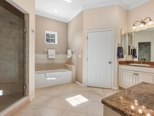 3685 SQUARE WEST LANE 28, Sarasota, FL 34238