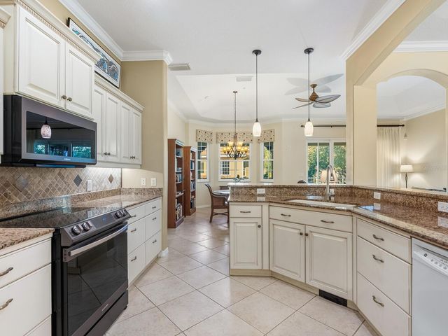 3685 SQUARE WEST LANE 28, Sarasota, FL 34238