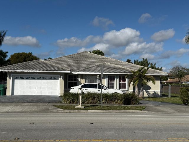 14557 SW 160th St, Miami, FL 33177