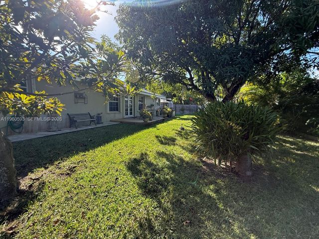 14557 SW 160th St, Miami, FL 33177