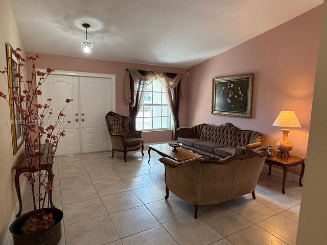 14557 SW 160th St, Miami, FL 33177