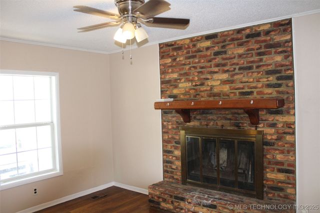 1965 S Scott Street, Sapulpa, OK 74066