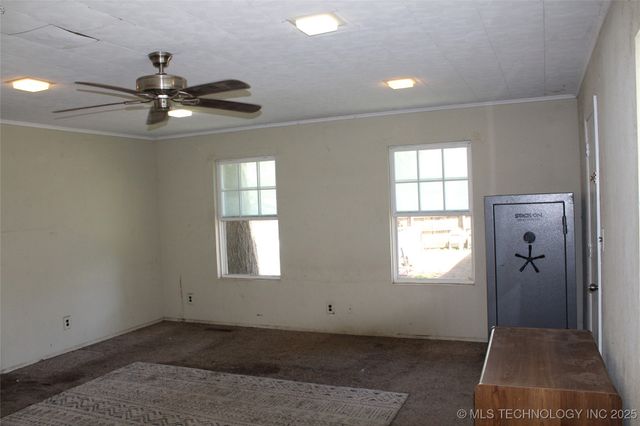 1965 S Scott Street, Sapulpa, OK 74066