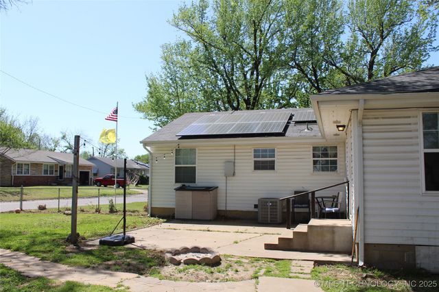 1965 S Scott Street, Sapulpa, OK 74066