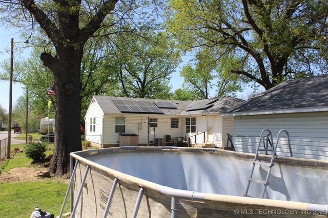 1965 S Scott Street, Sapulpa, OK 74066