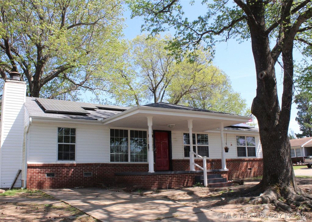 1965 S Scott Street, Sapulpa, OK 74066
