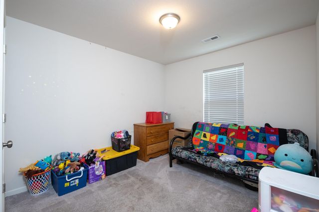 312 Post Oak Drive, Cedar Falls, IA 50613