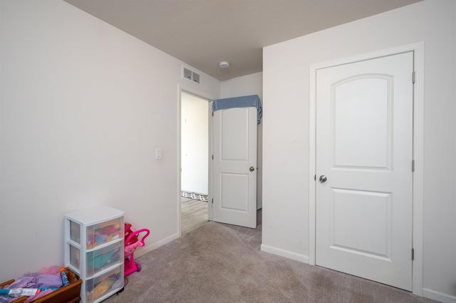 312 Post Oak Drive, Cedar Falls, IA 50613