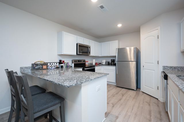 312 Post Oak Drive, Cedar Falls, IA 50613