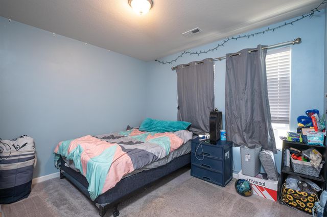 312 Post Oak Drive, Cedar Falls, IA 50613