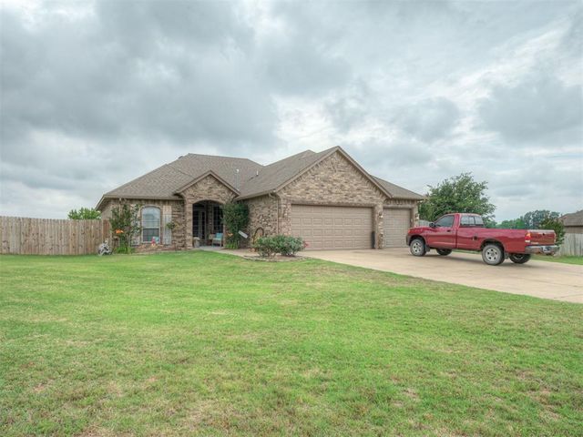 1112 Ella Drive, Tuttle, OK 73089