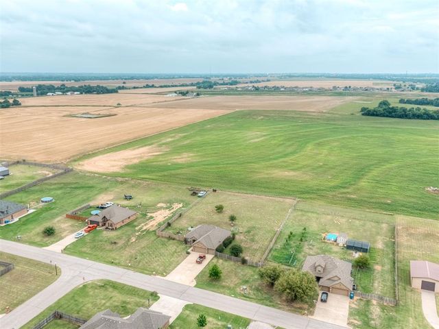 1112 Ella Drive, Tuttle, OK 73089