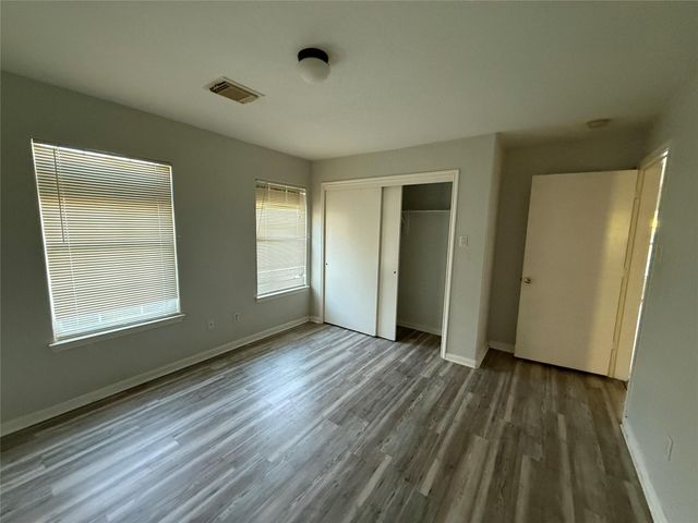 742 27th Street, San Leon, TX 77539