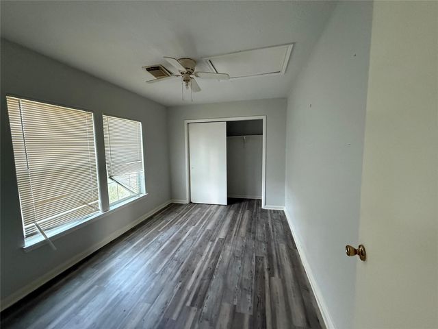 742 27th Street, San Leon, TX 77539