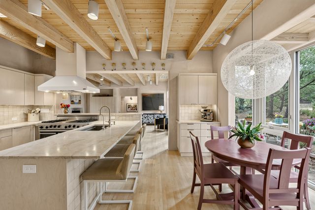 2220 Wilderness Meadow, Santa Fe, NM 87505